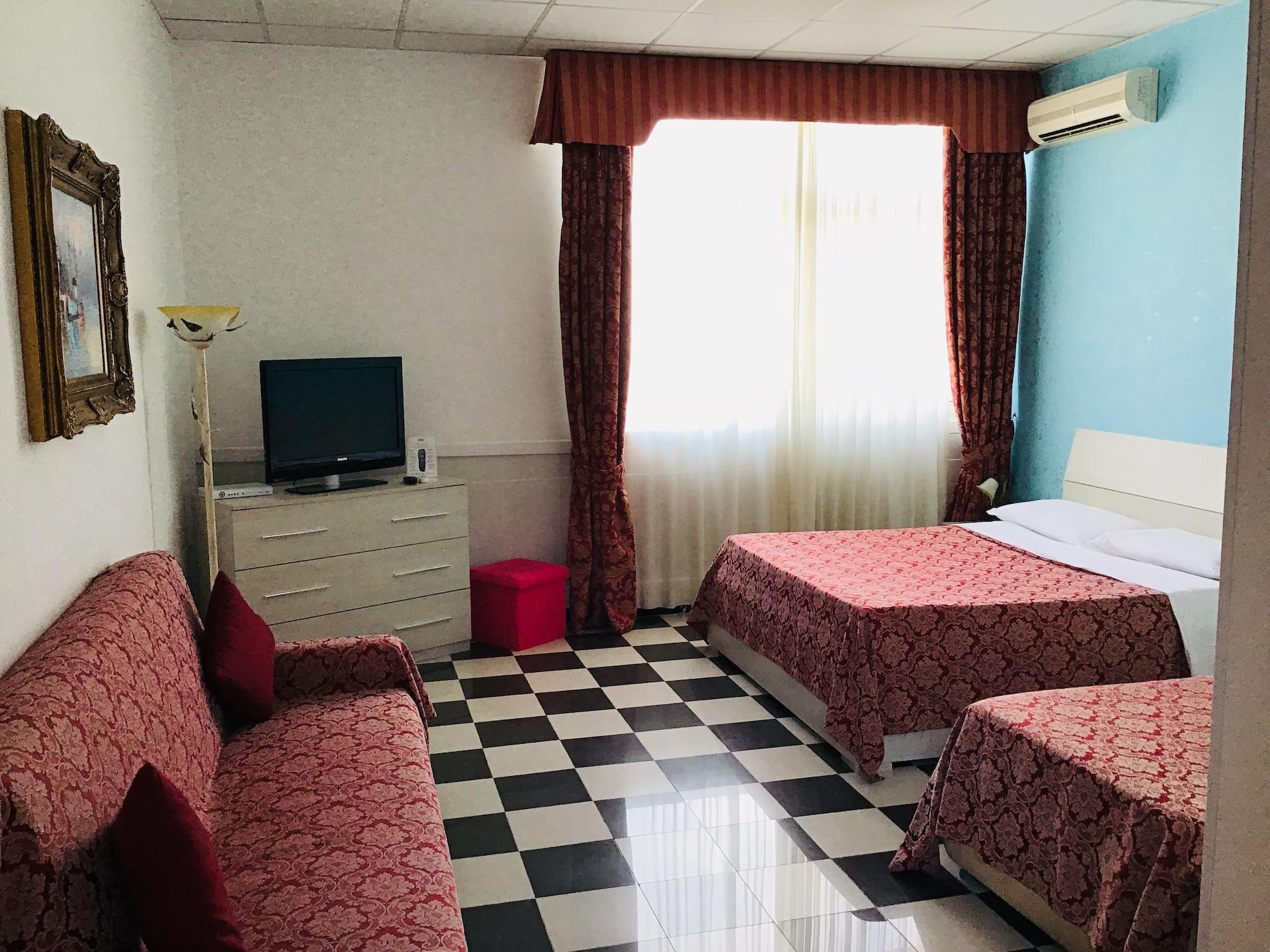 Hotel Giulietta E Romeo Casal Palocco Ngoại thất bức ảnh